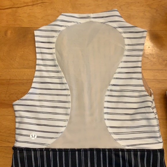 Lululemon striped shirt mesh back - Picture 3 of 4